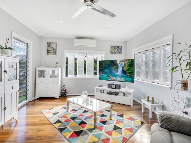 22 Junction Street, Edge Hill QLD 4870
