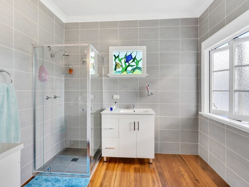 22 Junction Street, Edge Hill QLD 4870