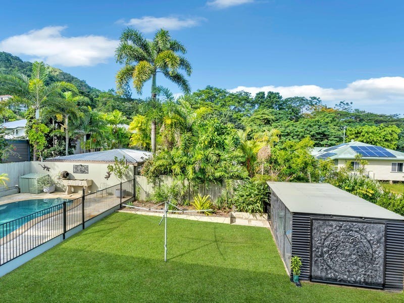22 Junction Street, Edge Hill QLD 4870