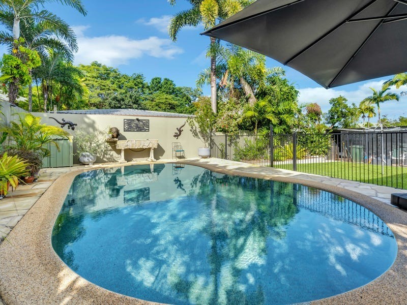 22 Junction Street, Edge Hill QLD 4870
