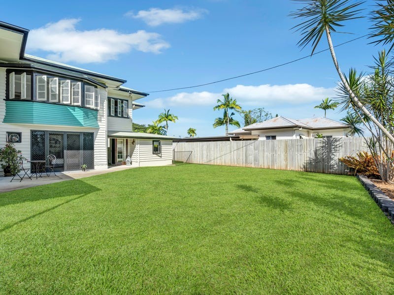 22 Junction Street, Edge Hill QLD 4870