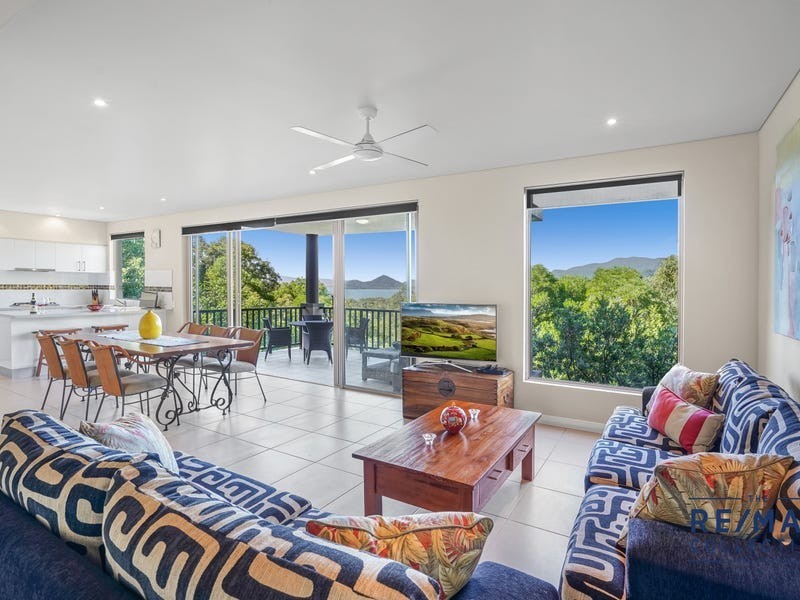 7/13 Colonel Cummings Drive, Palm Cove QLD 4879