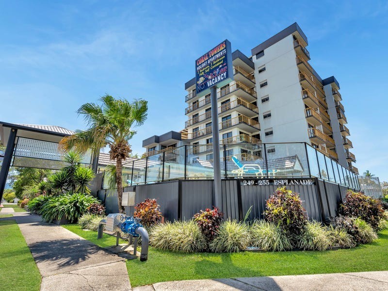 31/249 Esplanade, Cairns North QLD 4870