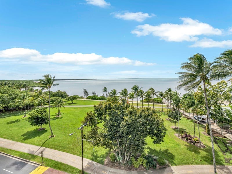 31/249 Esplanade, Cairns North QLD 4870