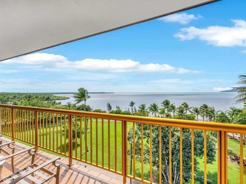 31/249 Esplanade, Cairns North QLD 4870