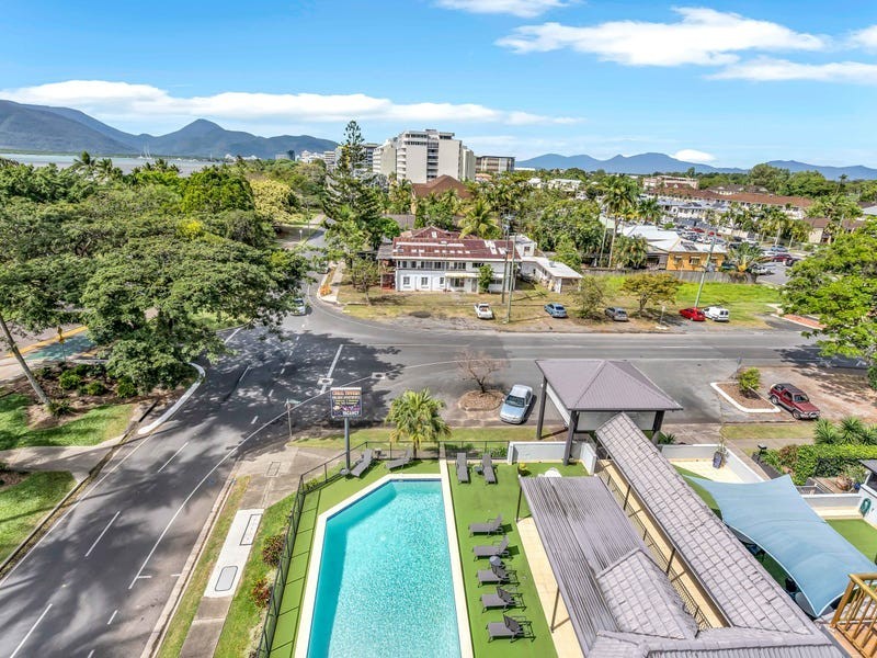 31/249 Esplanade, Cairns North QLD 4870