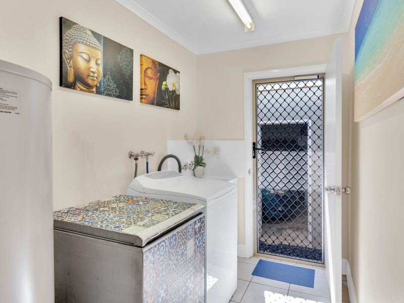 29 Lavender Street, Mooroobool QLD 4870