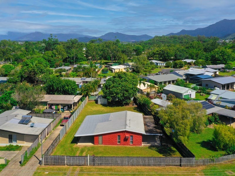 9 Alberta Drive, Woree QLD 4868