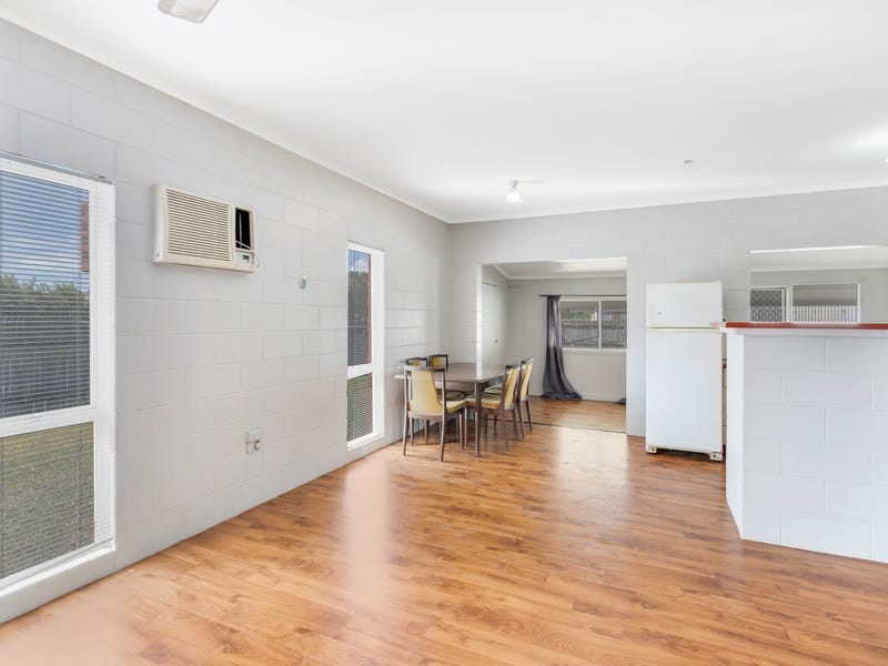 9 Alberta Drive, Woree QLD 4868