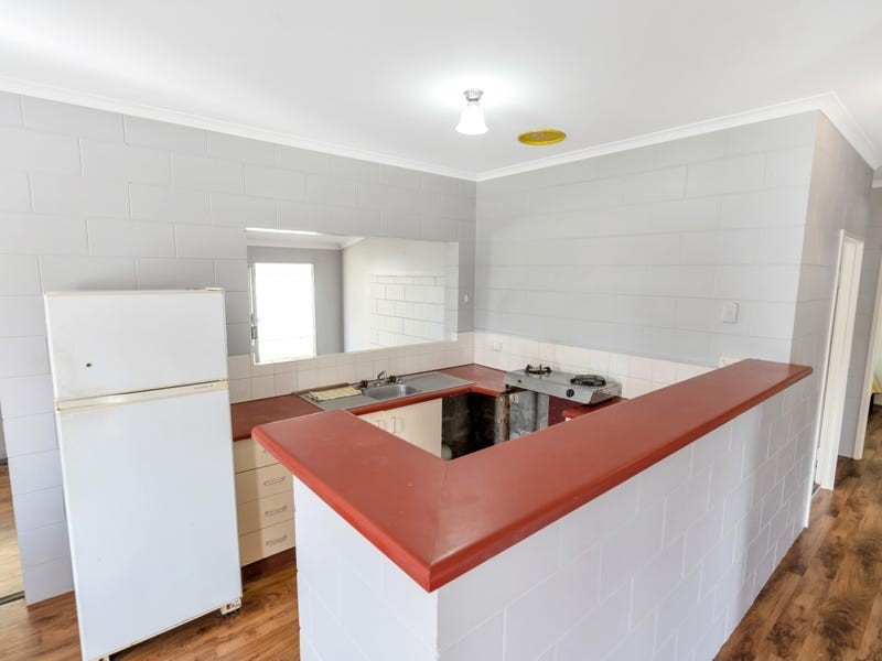 9 Alberta Drive, Woree QLD 4868