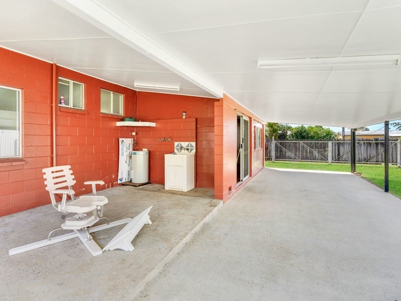 9 Alberta Drive, Woree QLD 4868