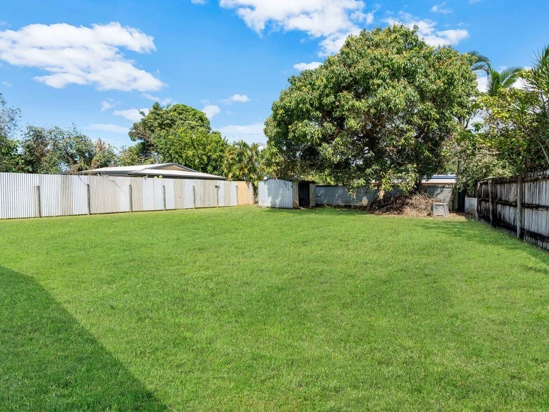 9 Alberta Drive, Woree QLD 4868
