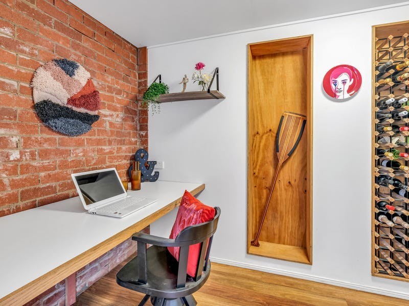 169 Hillview Crescent, Whitfield QLD 4870