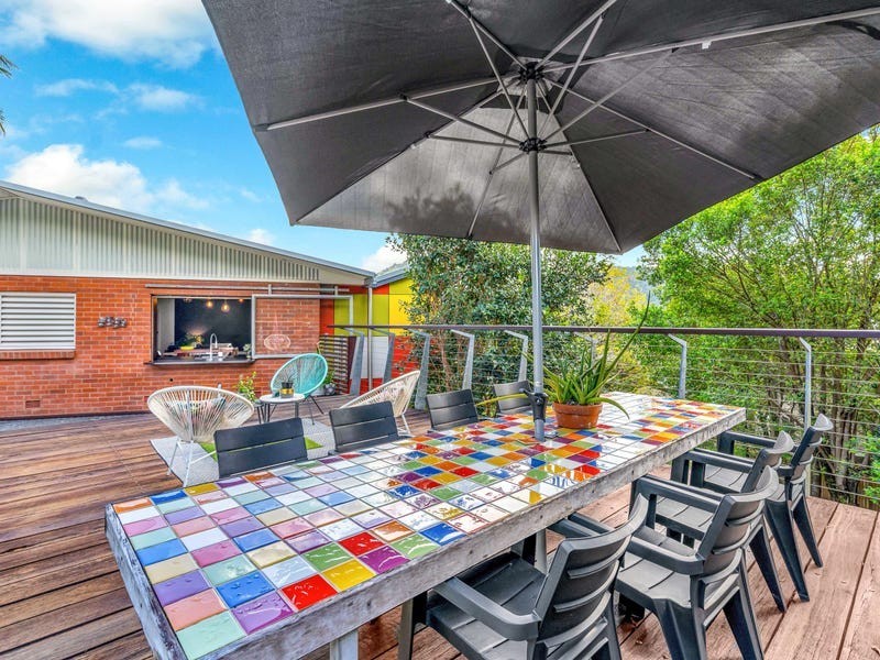 169 Hillview Crescent, Whitfield QLD 4870