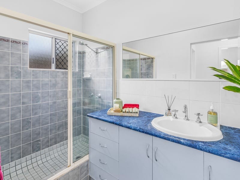 13 Turner Street, Whitfield QLD 4870