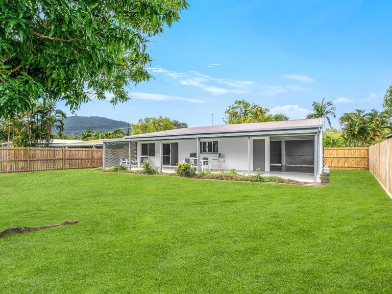 13 Turner Street, Whitfield QLD 4870