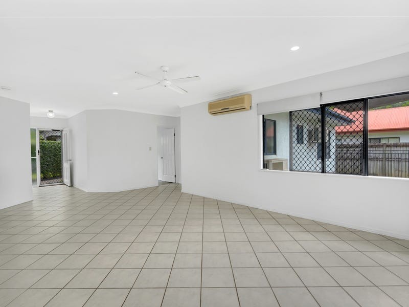 7 Cowie Close, Bentley Park QLD 4869