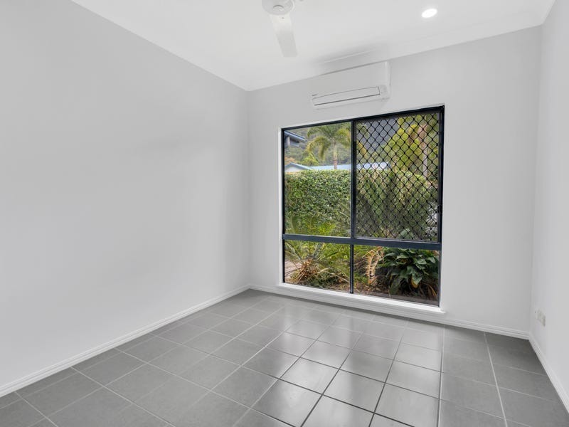 7 Cowie Close, Bentley Park QLD 4869