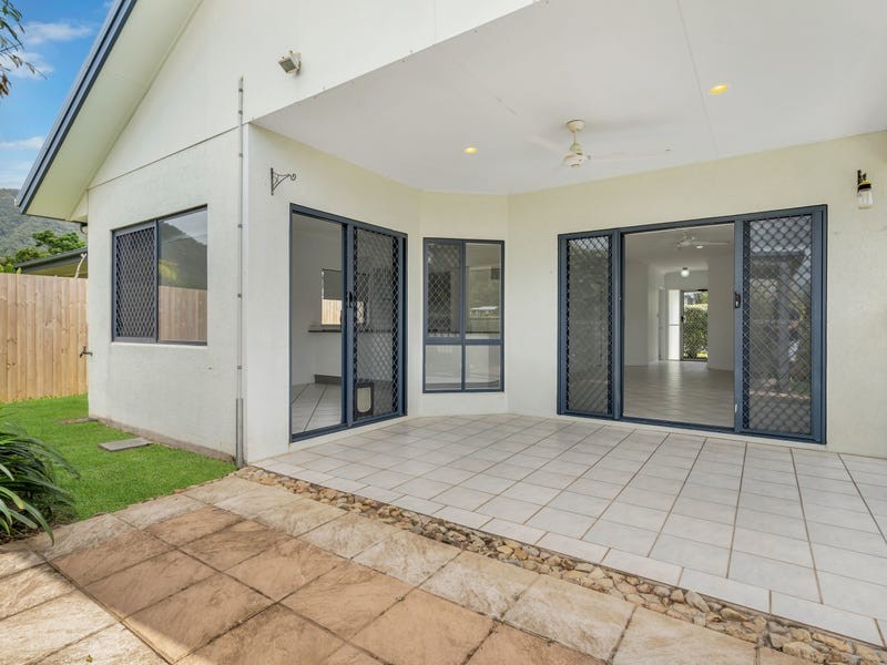 7 Cowie Close, Bentley Park QLD 4869