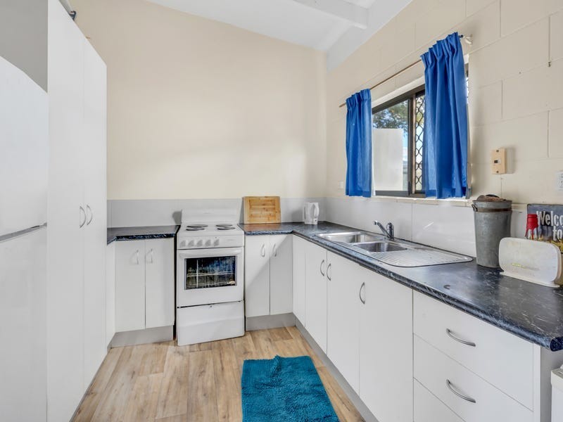 60 Hollywood Boulevard, White Rock QLD 4868