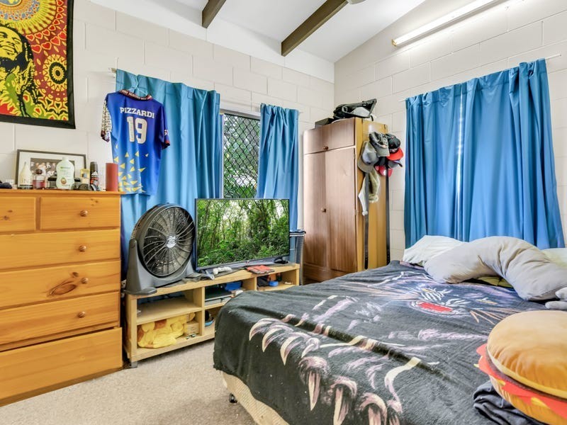 60 Hollywood Boulevard, White Rock QLD 4868