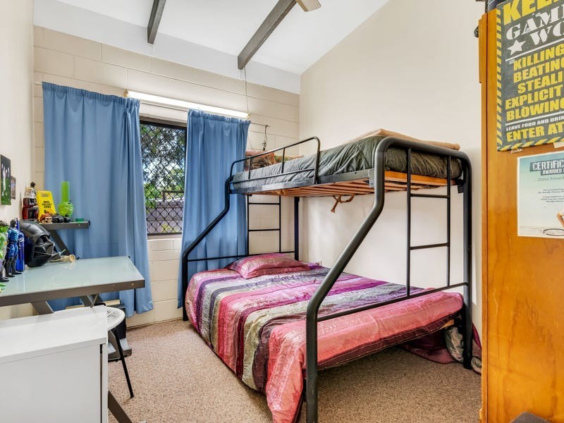 60 Hollywood Boulevard, White Rock QLD 4868