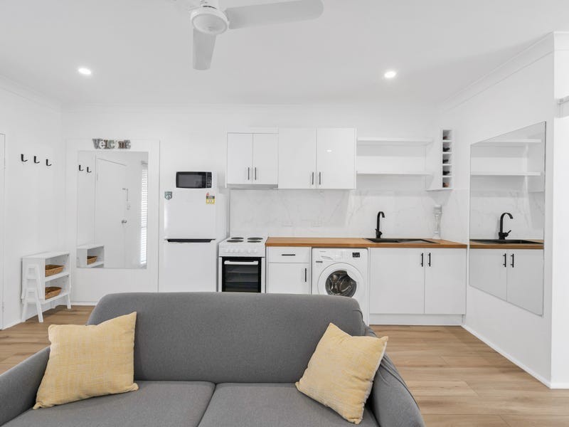 33/87-91 Earl Street, Westcourt QLD 4870