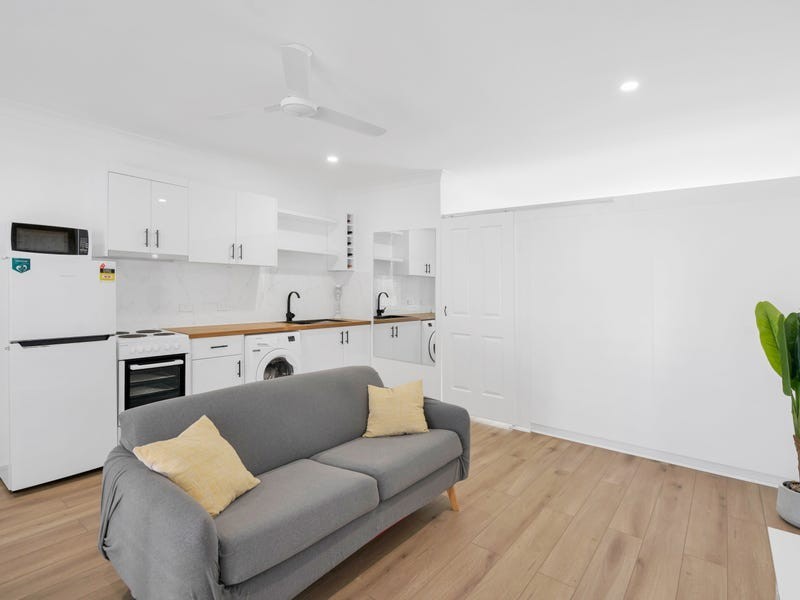 33/87-91 Earl Street, Westcourt QLD 4870