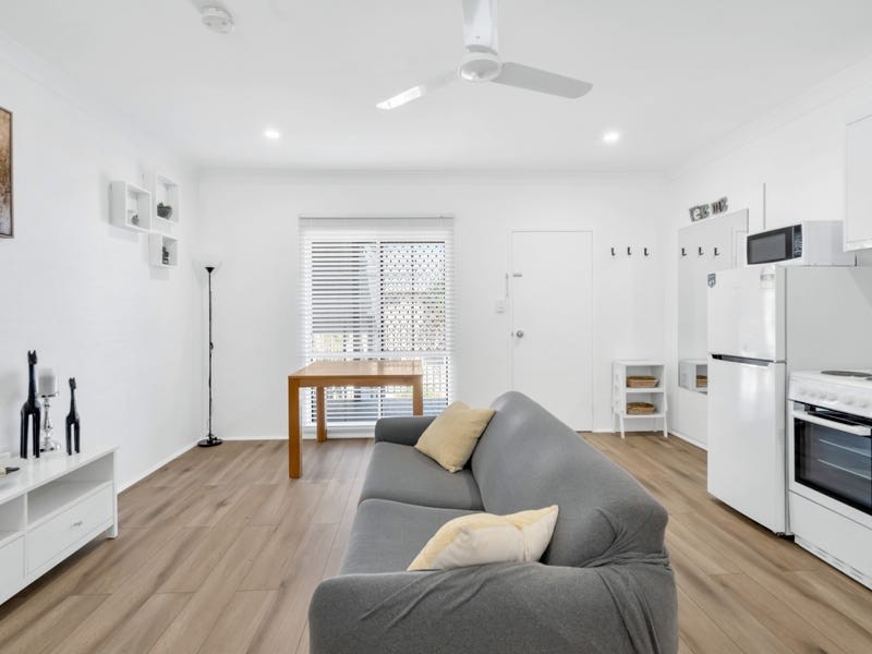 33/87-91 Earl Street, Westcourt QLD 4870