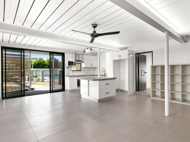 27 Debbie Street, Trinity Park QLD 4879