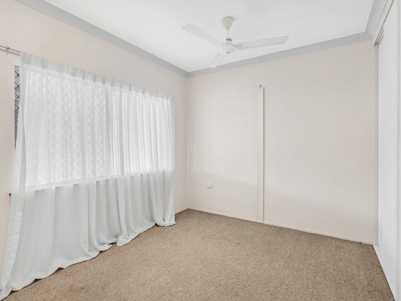 6/389-397 McCoombe Street, Mooroobool QLD 4870