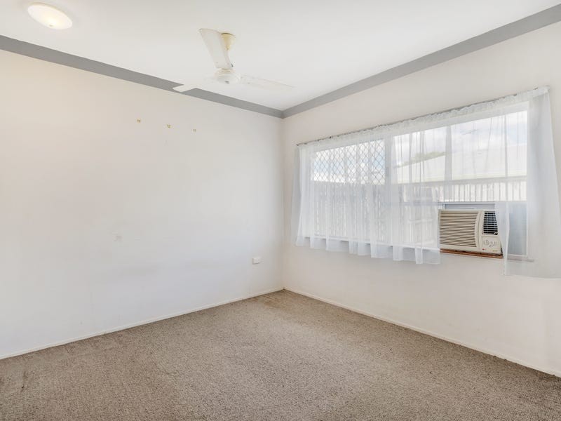 6/389-397 McCoombe Street, Mooroobool QLD 4870