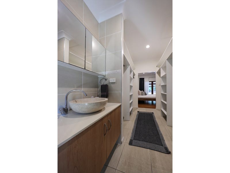 29 Luff Street, Hull Heads QLD 4854