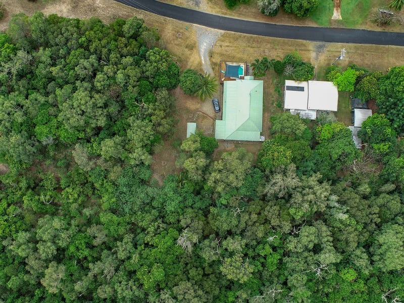 29 Luff Street, Hull Heads QLD 4854