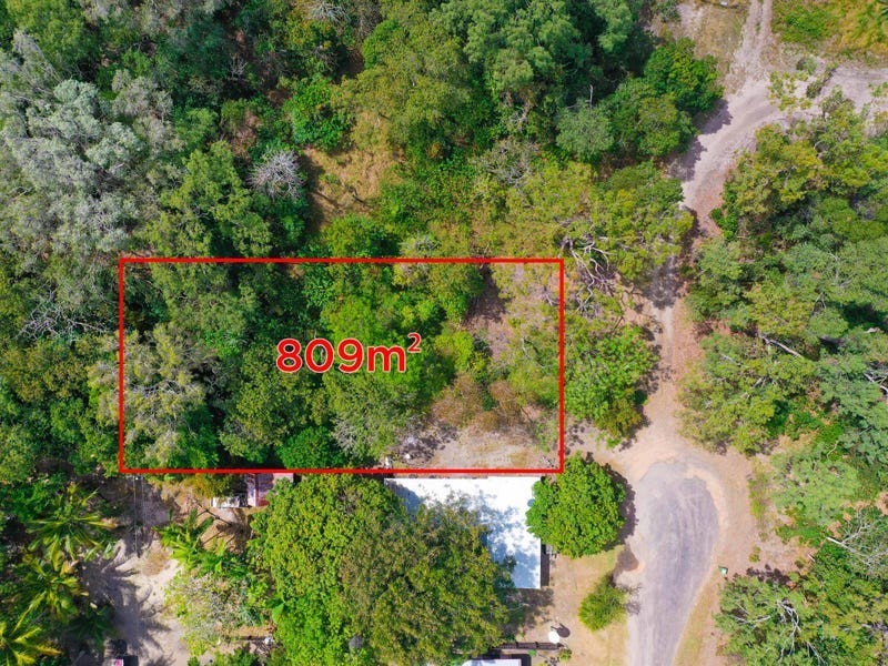 15 Bluewater Street, East Trinity QLD 4871