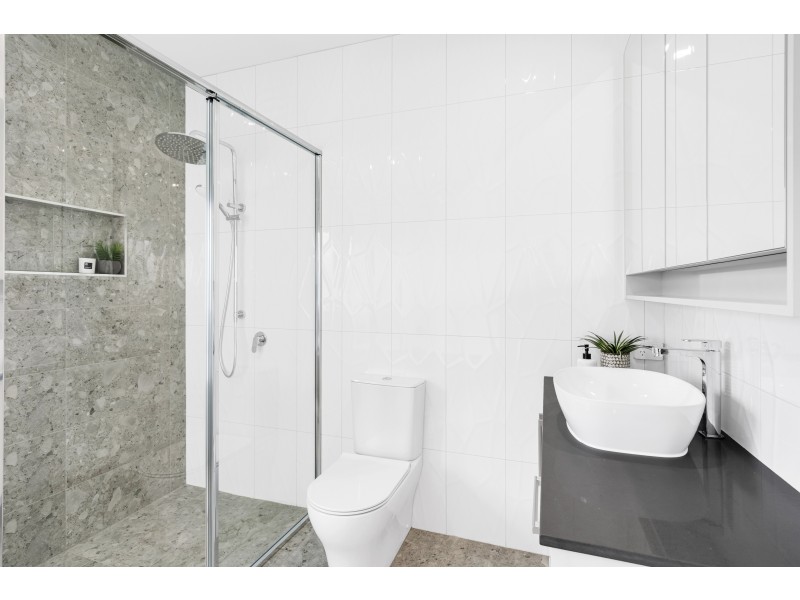 17B Smith Street, Cairns North QLD 4870