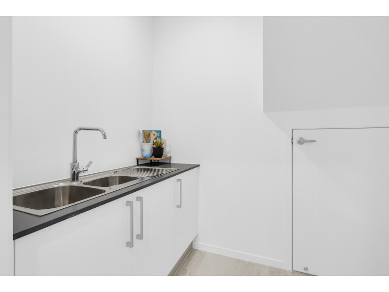 17B Smith Street, Cairns North QLD 4870