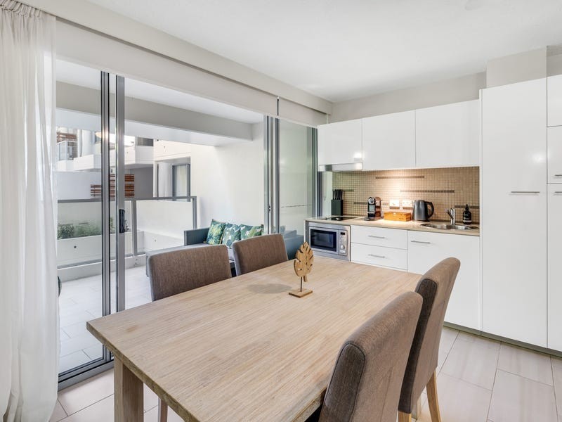 4202/2-22 Veivers Road, Palm Cove QLD 4879