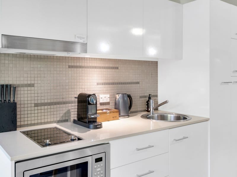 4202/2-22 Veivers Road, Palm Cove QLD 4879