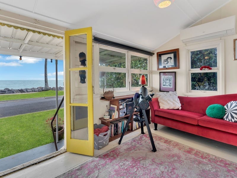 187 O’Shea Esplanade, Machans Beach QLD 4878