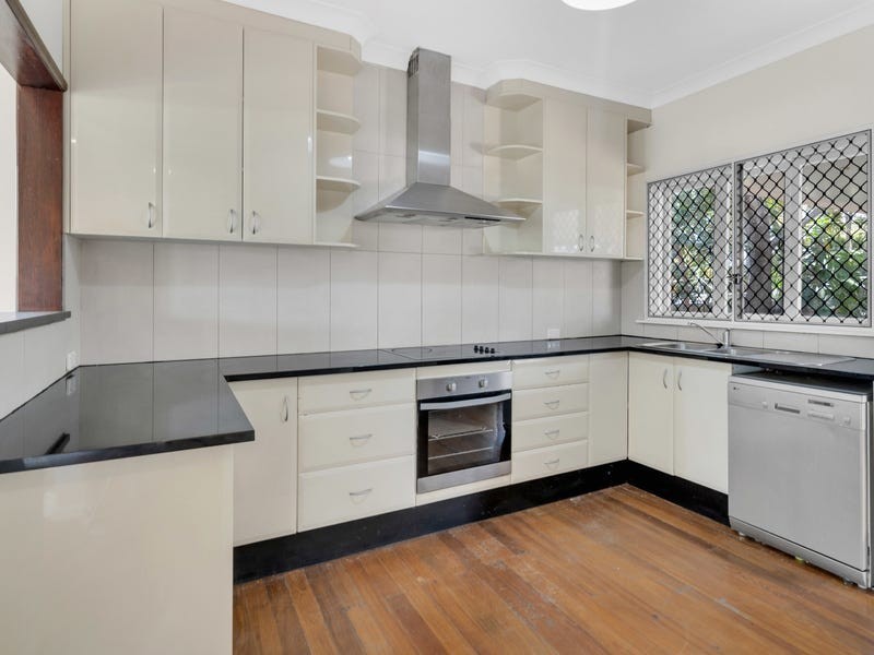 270 Aumuller Street, Westcourt QLD 4870