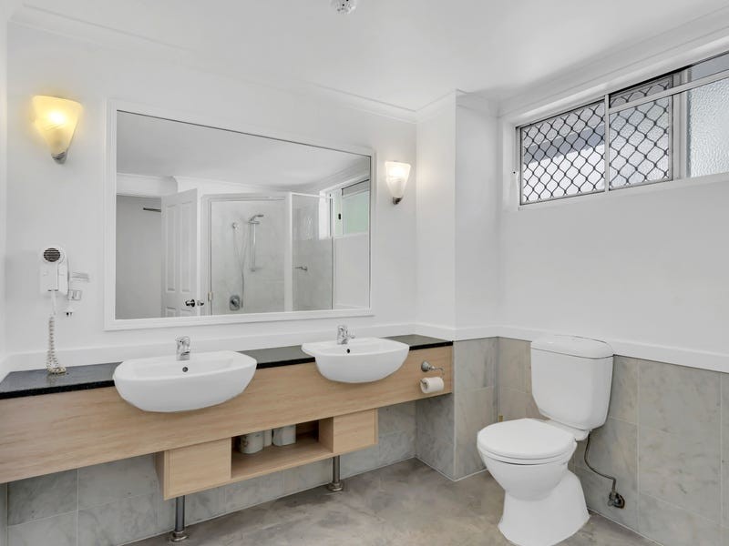 24/139 Williams Esplanade, Palm Cove QLD 4879