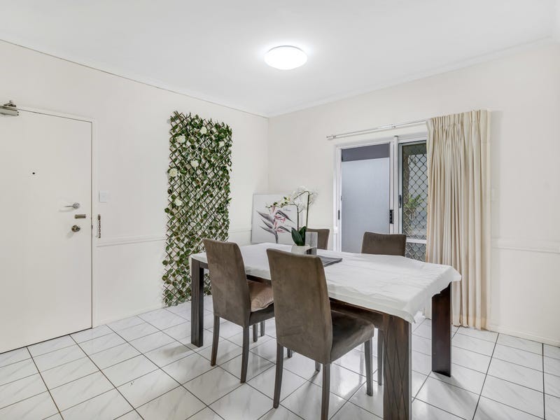 3/10 Brown Street, Woree QLD 4868