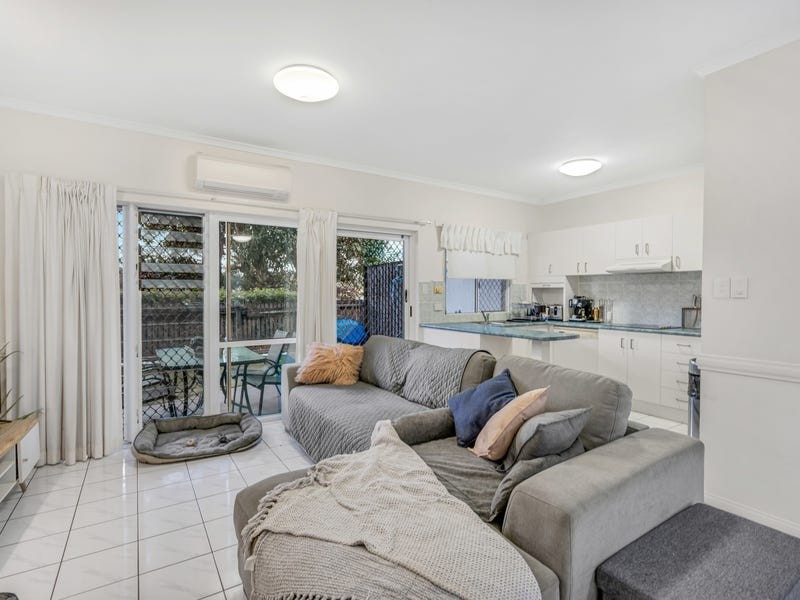 3/10 Brown Street, Woree QLD 4868