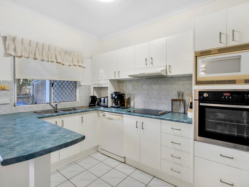 3/10 Brown Street, Woree QLD 4868
