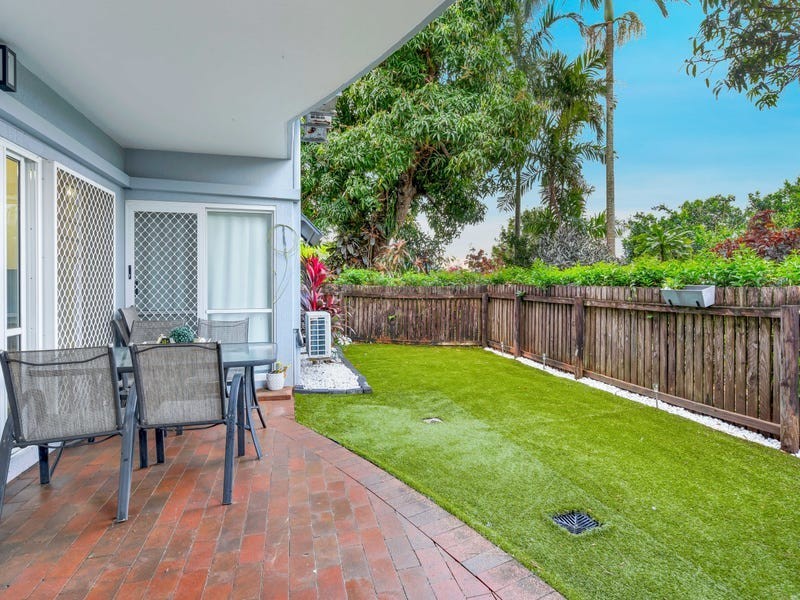 3/10 Brown Street, Woree QLD 4868