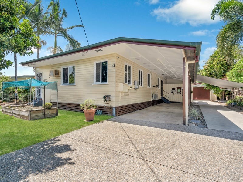 9 Abel Street, Manunda QLD 4870