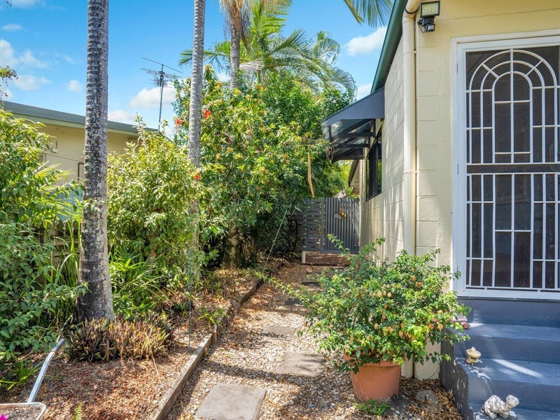 9 Abel Street, Manunda QLD 4870