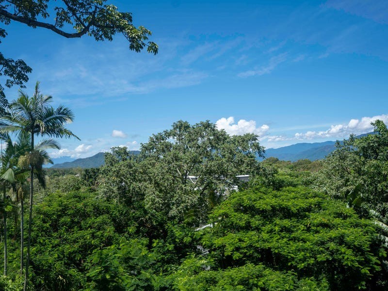 9 Ray Street, Yorkeys Knob QLD 4878