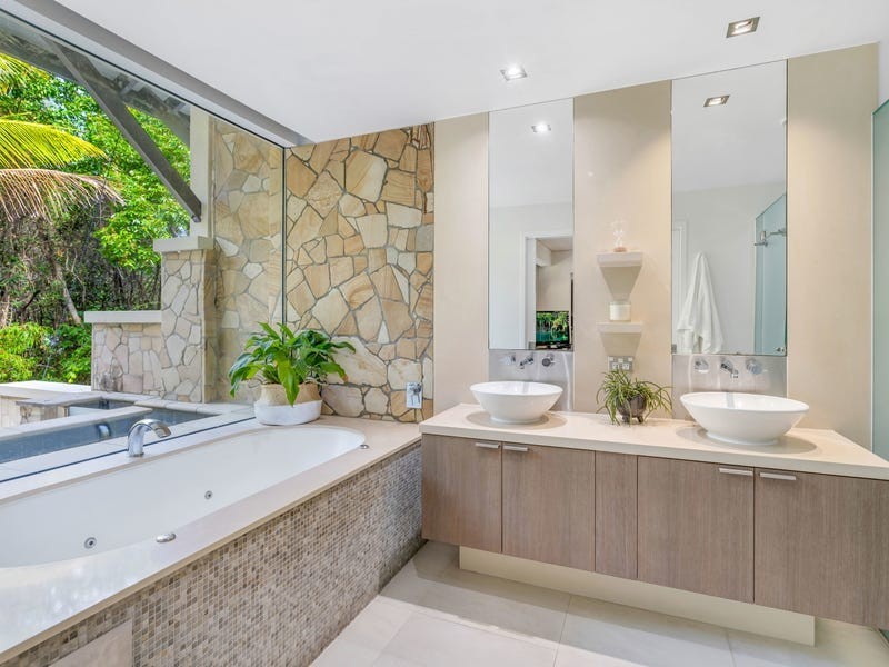 U111/5 Triton Street, Palm Cove QLD 4879